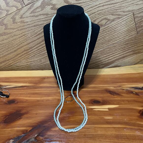 Vintage Necklace Layered Strand Faux Pearls White Light Blue Gold Tone Clasp MCM - Picture 2 of 6